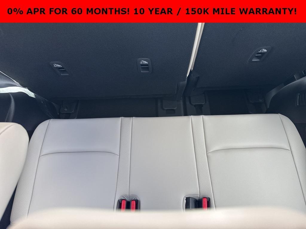 new 2025 Nissan Pathfinder car, priced at $38,237