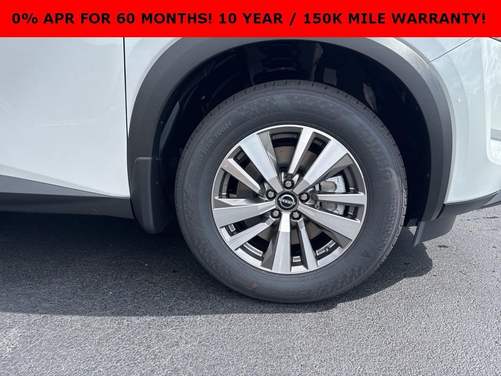 new 2025 Nissan Pathfinder car, priced at $38,237