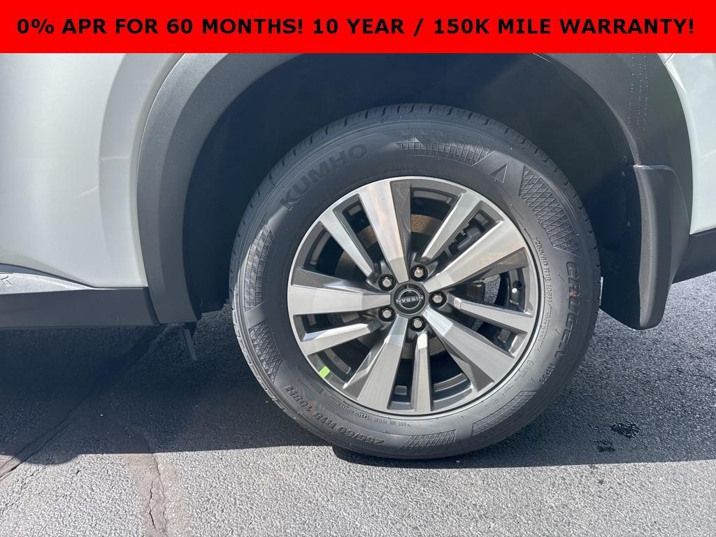 new 2025 Nissan Pathfinder car, priced at $38,237