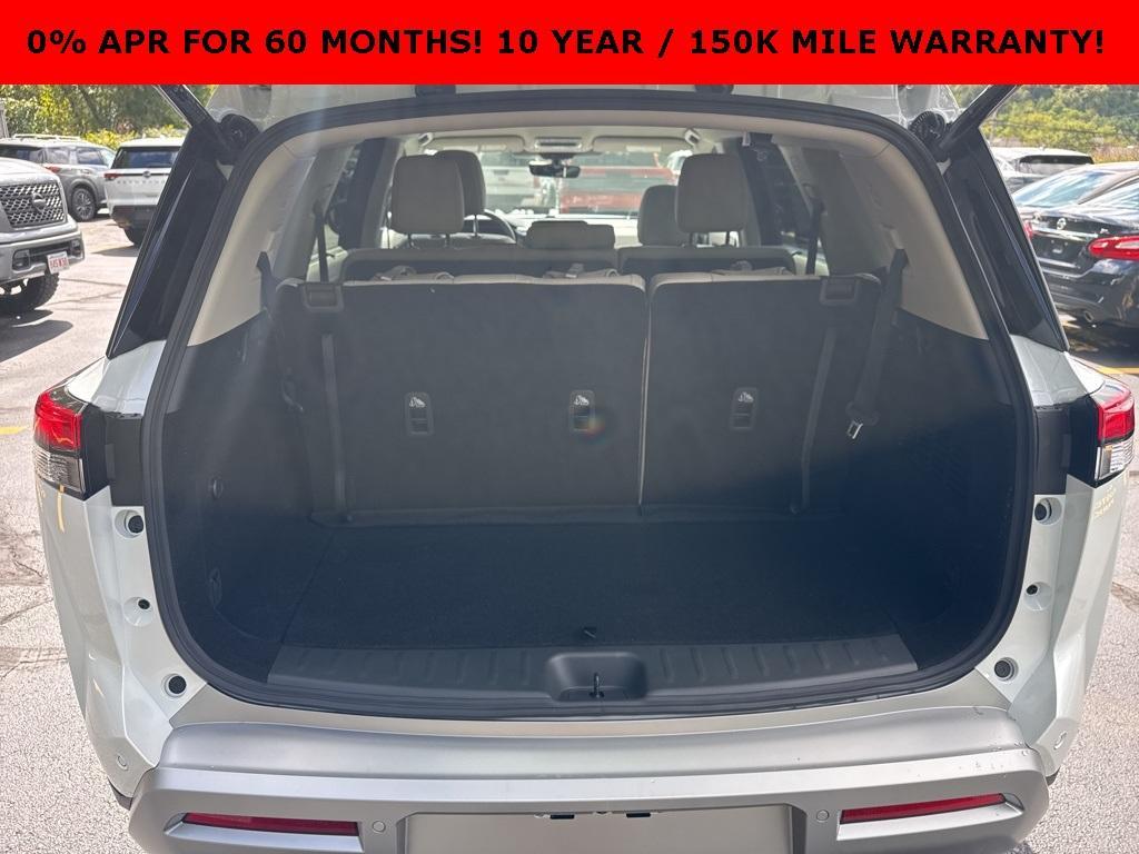 new 2025 Nissan Pathfinder car, priced at $38,237