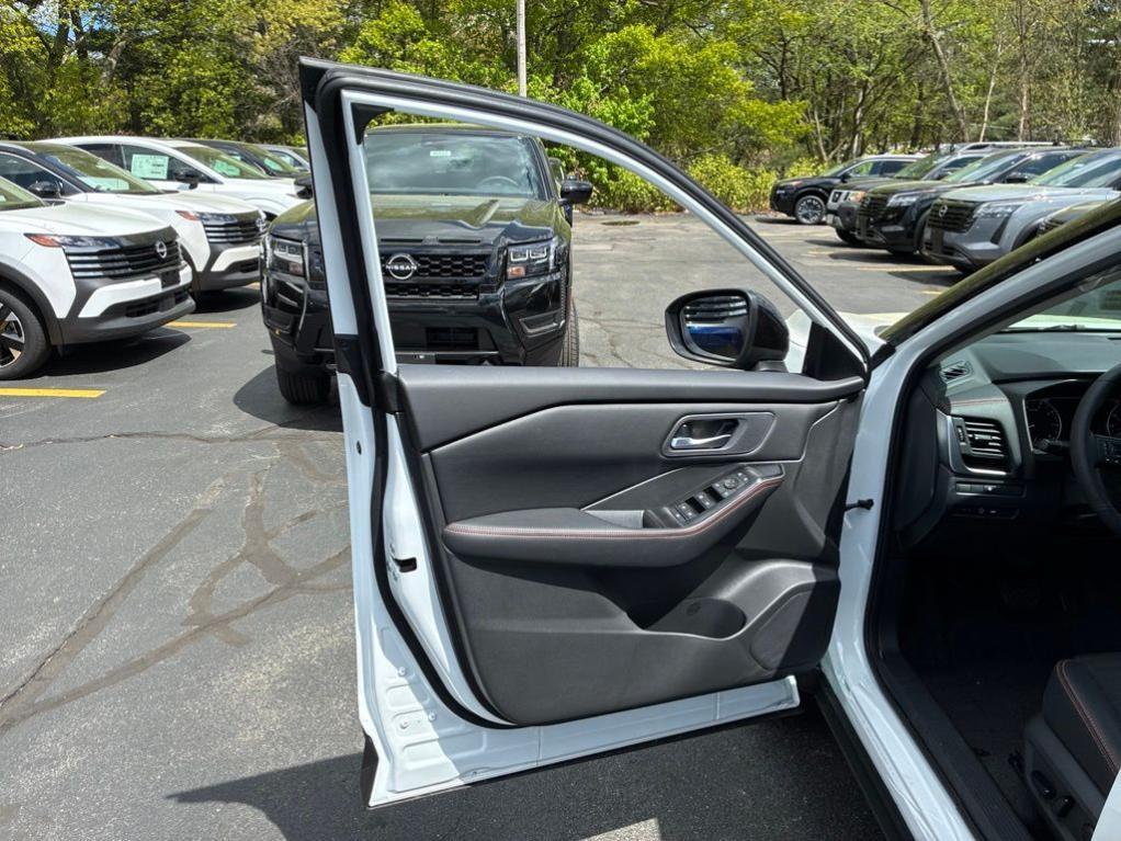 new 2026 Nissan Rogue car, priced at $33,449