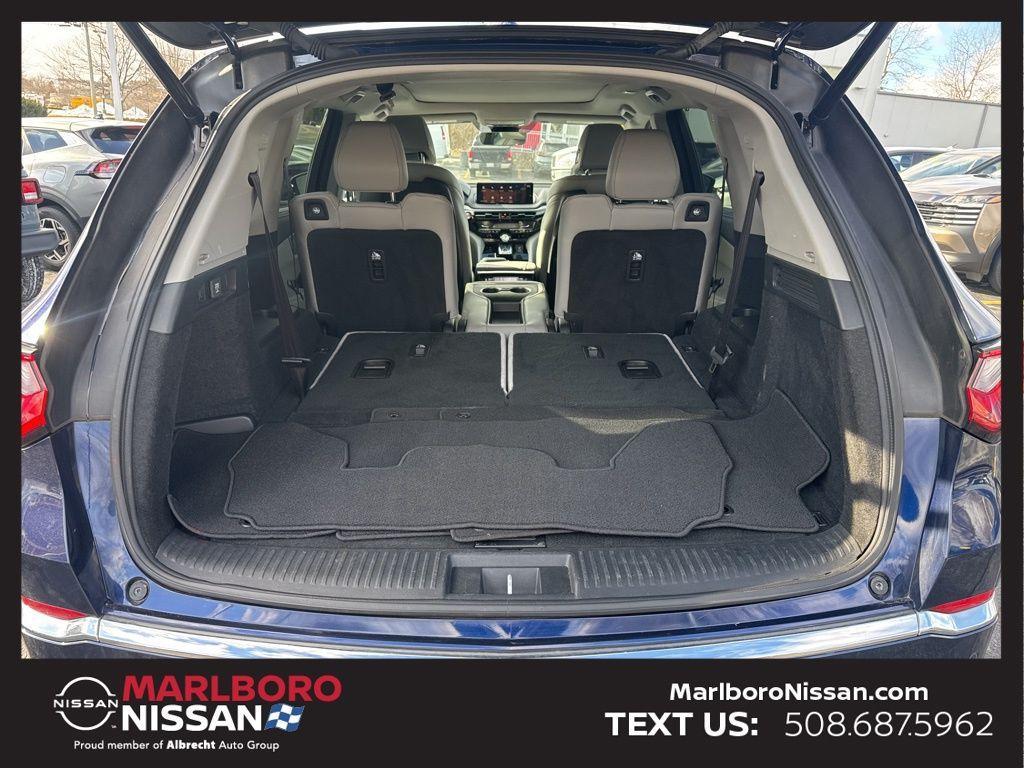 used 2023 Acura MDX car, priced at $34,735
