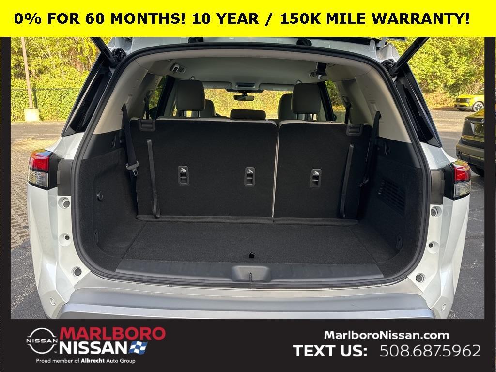 new 2025 Nissan Pathfinder car, priced at $38,600