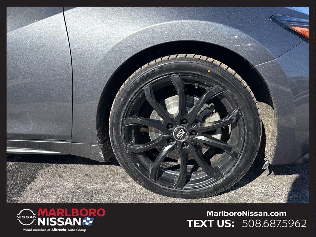 used 2022 Nissan Maxima car, priced at $28,490
