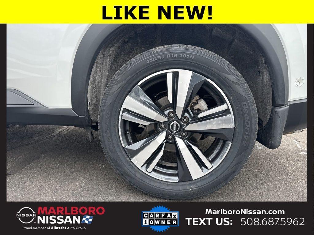 used 2025 Nissan Rogue car, priced at $32,997