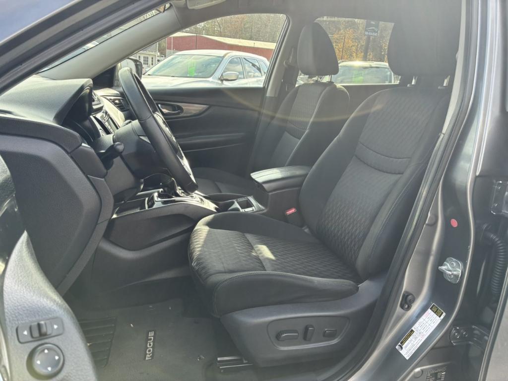 used 2018 Nissan Rogue car, priced at $9,699