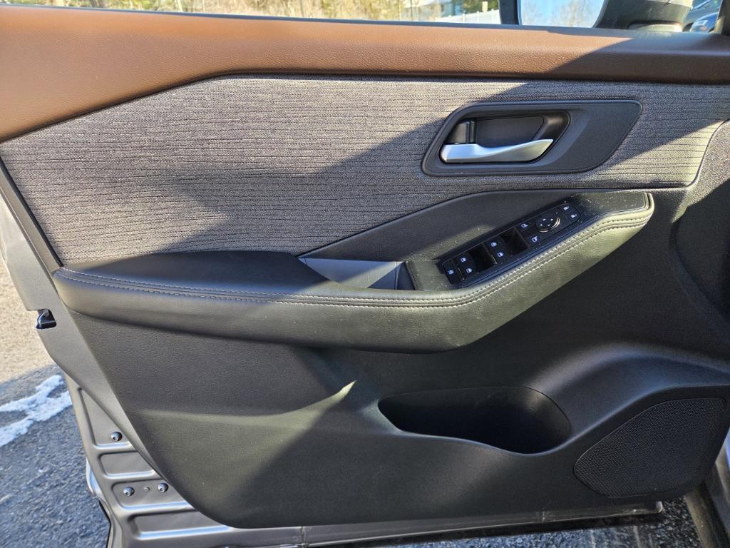 used 2021 Nissan Rogue car, priced at $14,995