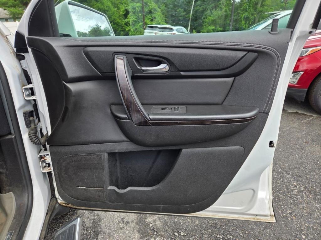 used 2017 Chevrolet Traverse car, priced at $6,916