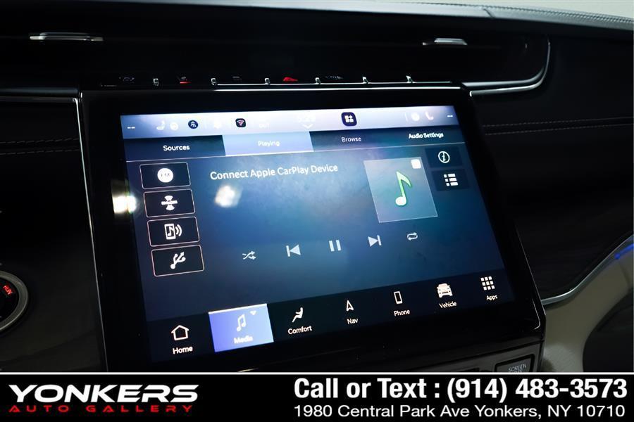 used 2023 Jeep Grand Cherokee car, priced at $28,965