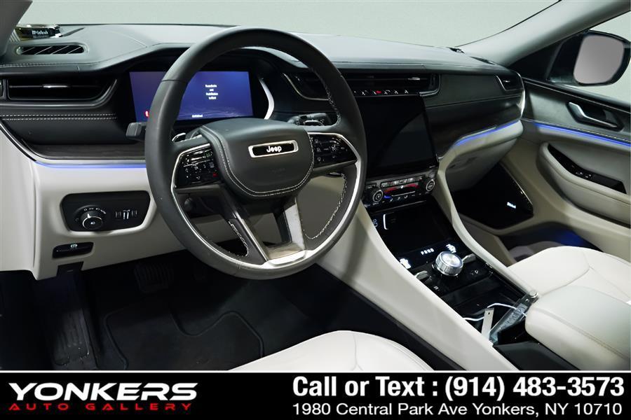 used 2023 Jeep Grand Cherokee car, priced at $28,965