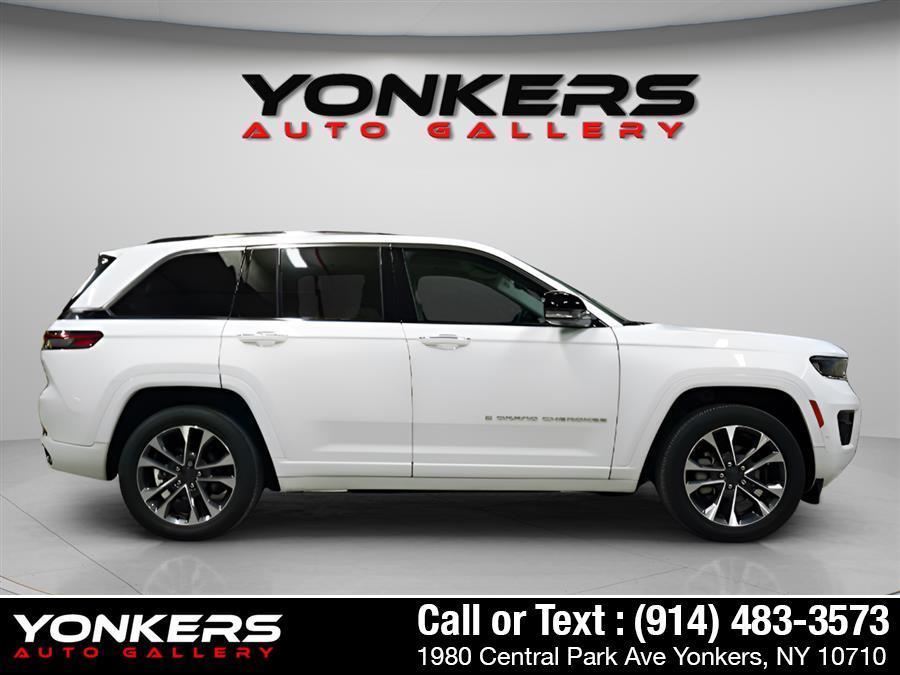 used 2023 Jeep Grand Cherokee car, priced at $28,965