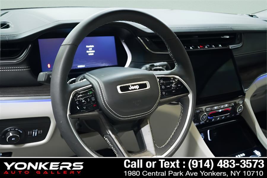 used 2023 Jeep Grand Cherokee car, priced at $28,965