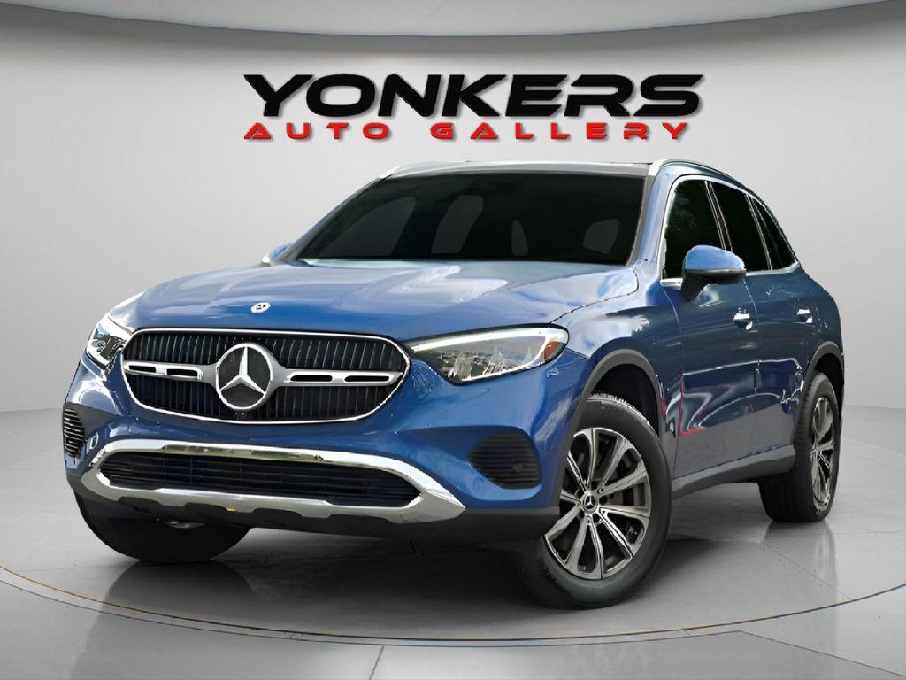 used 2024 Mercedes-Benz GLC 300 car
