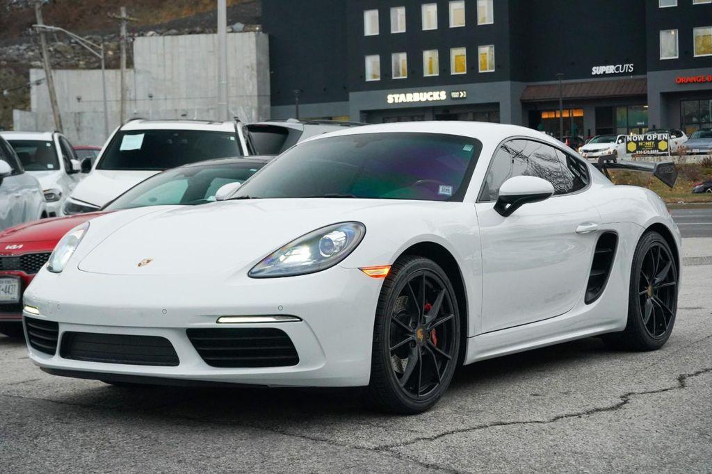 used 2018 Porsche 718 Cayman car