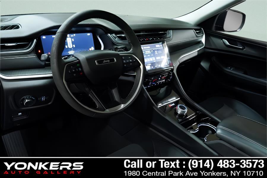 used 2023 Jeep Grand Cherokee car, priced at $24,745