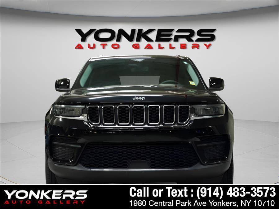 used 2023 Jeep Grand Cherokee car, priced at $24,745