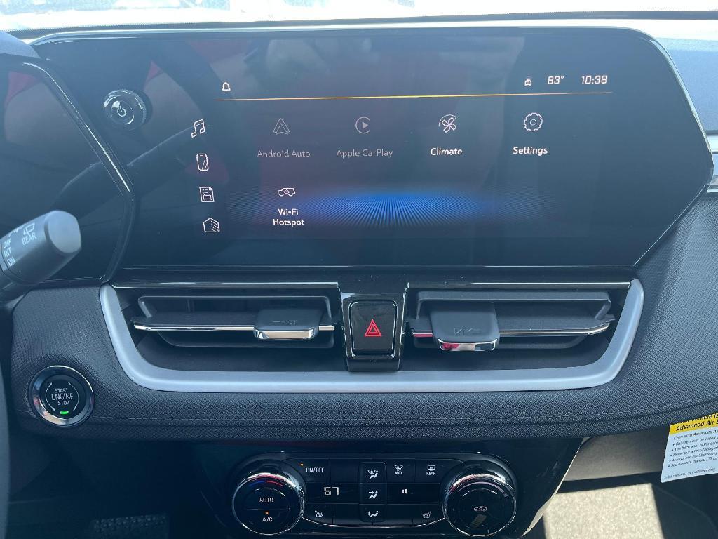 new 2025 Chevrolet TrailBlazer car, priced at $27,475