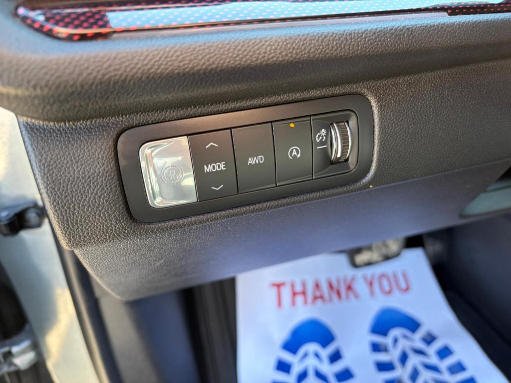 used 2026 Chevrolet Traverse car, priced at $51,999