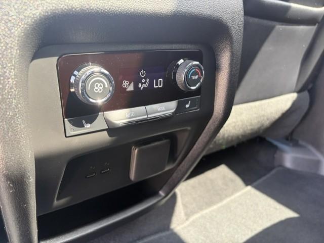 used 2025 Chevrolet Traverse car, priced at $53,900