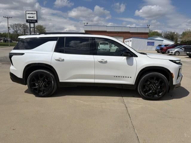 used 2025 Chevrolet Traverse car, priced at $53,900