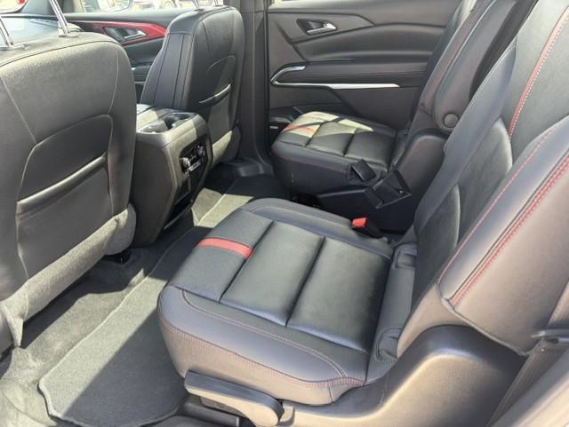 used 2025 Chevrolet Traverse car, priced at $53,900
