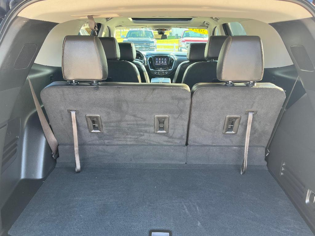 used 2021 Chevrolet Traverse car, priced at $27,500