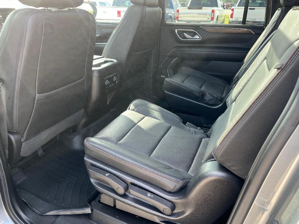 used 2022 Chevrolet Suburban car