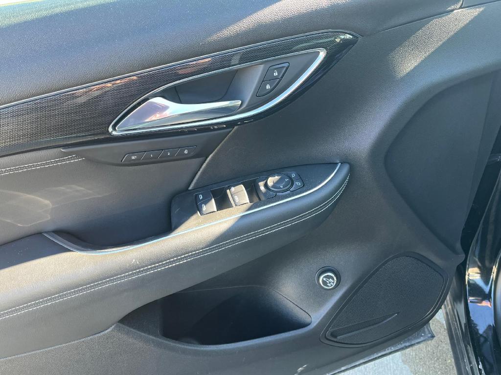 used 2021 Buick Envision car, priced at $23,999