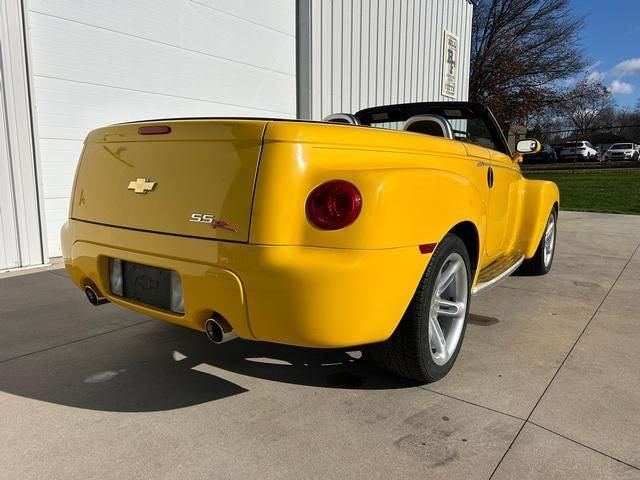 used 2004 Chevrolet SSR car, priced at $23,500