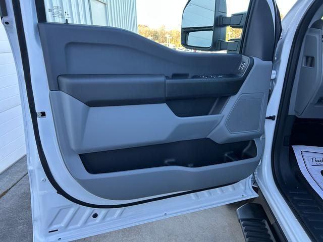 new 2026 Ford F-350 car, priced at $68,072