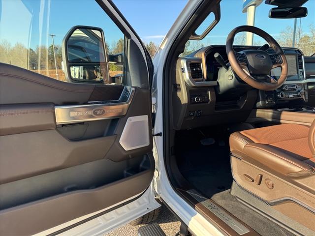 new 2025 Ford F-250 car