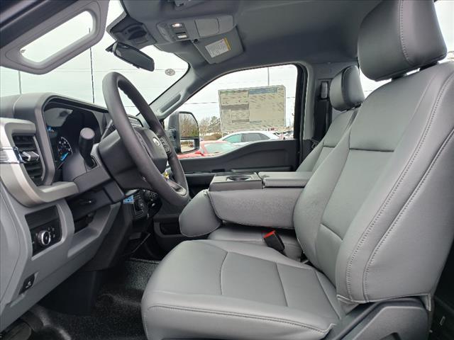 new 2025 Ford F-250 car, priced at $59,000