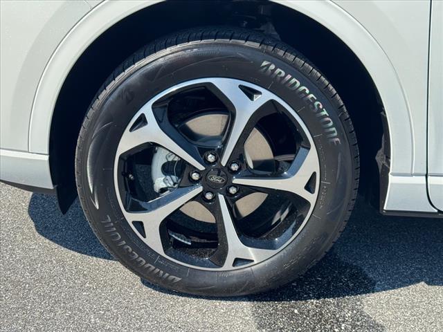 new 2025 Ford Escape car, priced at $34,640