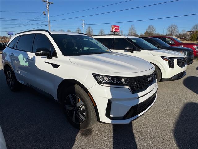 used 2023 Kia Sorento car, priced at $22,579