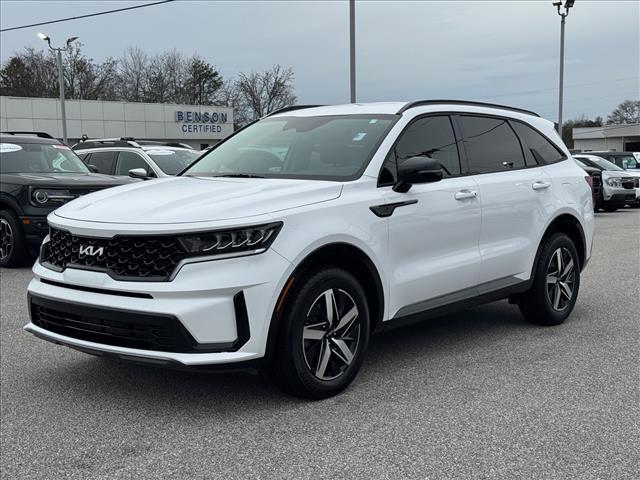 used 2023 Kia Sorento car, priced at $21,921