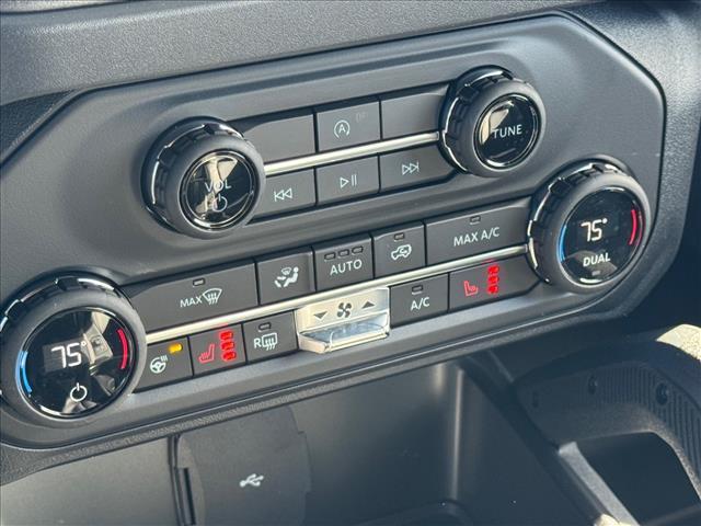 new 2025 Ford Bronco car, priced at $59,025