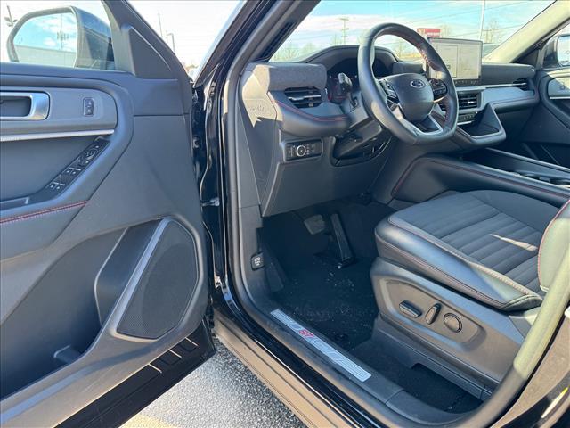 used 2025 Ford Explorer car, priced at $38,570