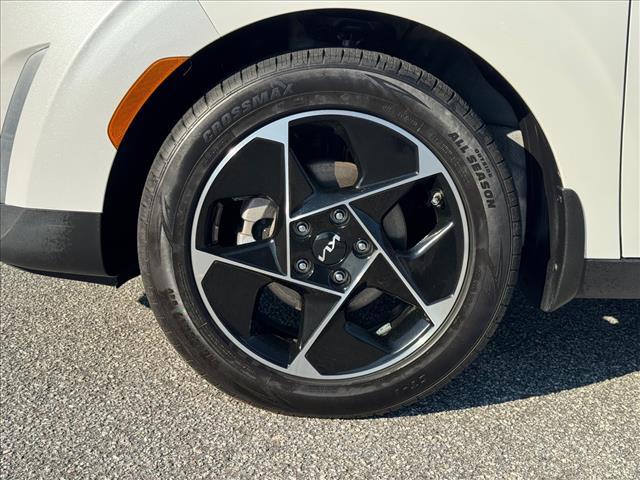 used 2023 Kia Soul car, priced at $16,544