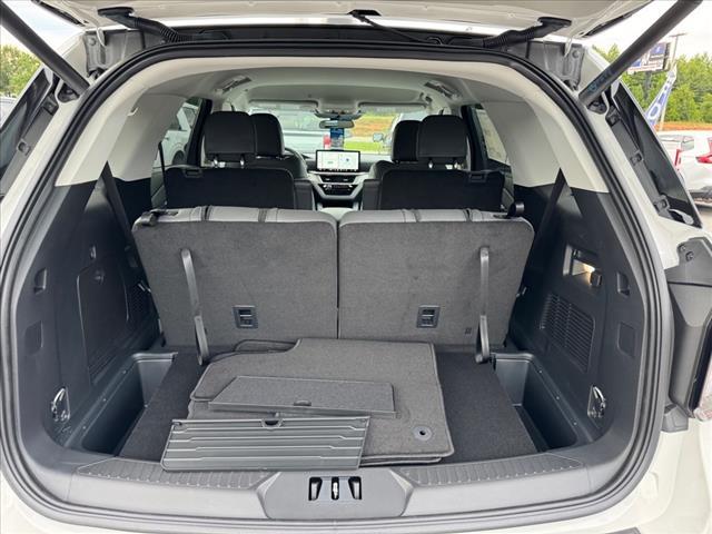 new 2025 Ford Explorer car, priced at $42,560