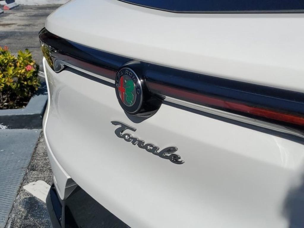 new 2025 Alfa Romeo Tonale car, priced at $36,180