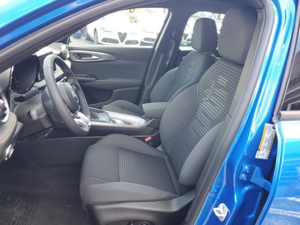 new 2025 Alfa Romeo Tonale car, priced at $36,875