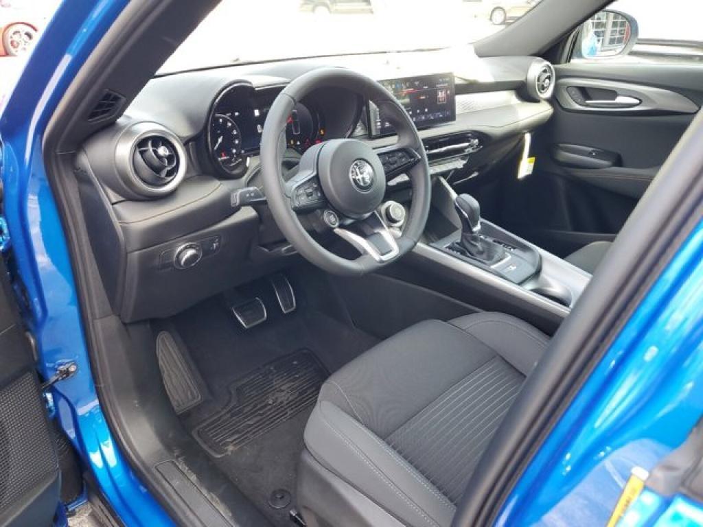 new 2025 Alfa Romeo Tonale car, priced at $36,875