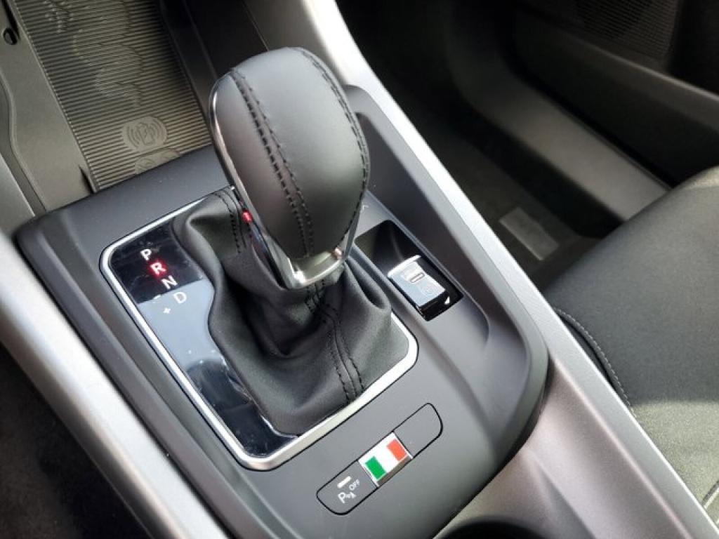 new 2025 Alfa Romeo Tonale car, priced at $36,875