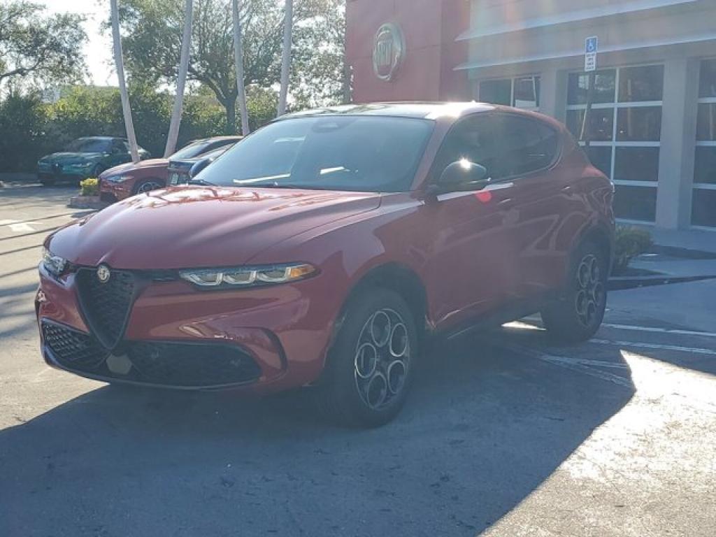 new 2025 Alfa Romeo Tonale car, priced at $36,875