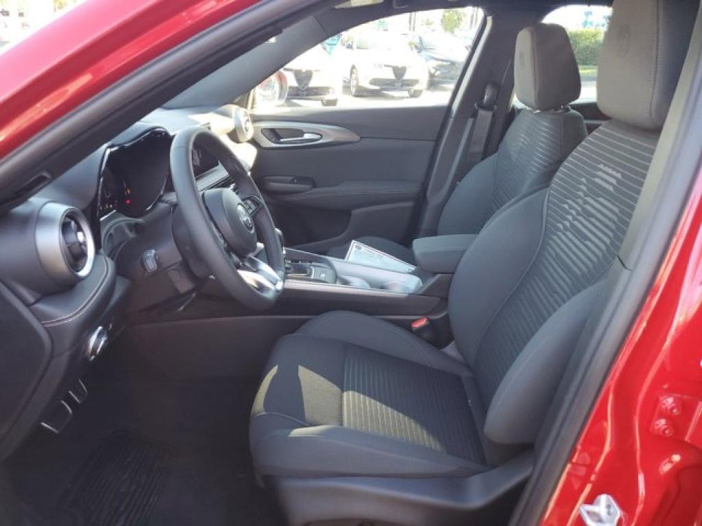 new 2025 Alfa Romeo Tonale car, priced at $36,875