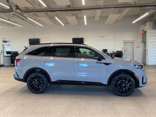 used 2022 Kia Sorento car, priced at $30,500