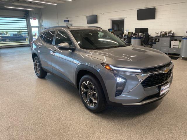 new 2025 Chevrolet Trax car, priced at $22,130