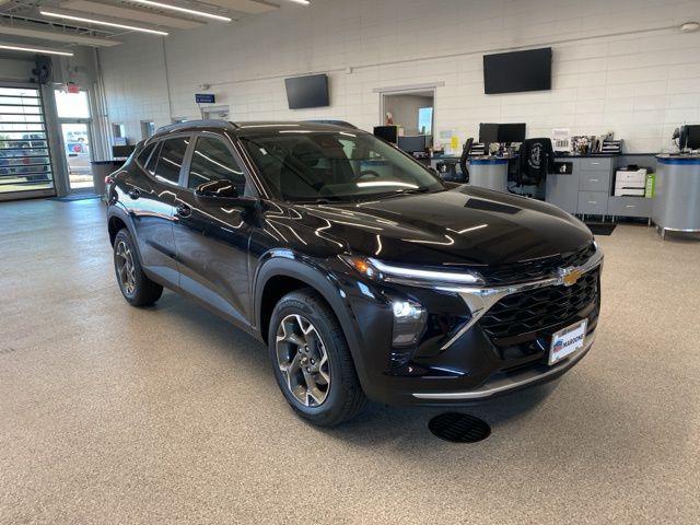 new 2025 Chevrolet Trax car, priced at $24,020