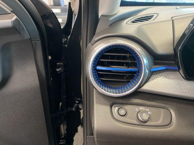 new 2025 Chevrolet Trax car, priced at $24,020