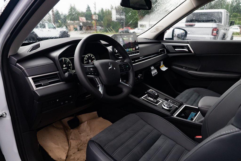 new 2025 Mitsubishi Outlander PHEV car, priced at $48,345